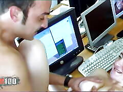 Jorge Fernandez Meets Uruguayan Redhead for Rough Casting Session