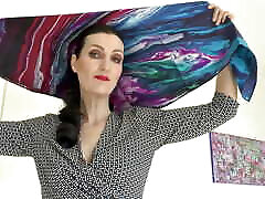 wunderschönes seidenkopftuch modenschau herbstschals lady victoria valente kopftuch herrin