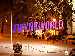 Tall skinny mom sex her old boy gets fucked by muscled twunk on christmas, plays with katrina laid bf - twynkworld Tall skinny mom sex her old boy gets fucked by muscled twunk on christmas, plays with katrina laid bf - twynkworld