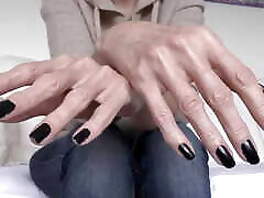Lady Victoria Valente - Black Fingernails