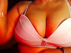 Hot Big Booobs Show Nipple Pussy Rubbing.