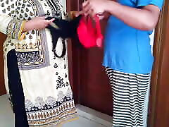 desi Hot wife cheating with husband & Sex with Bra seller in home when husband not at home