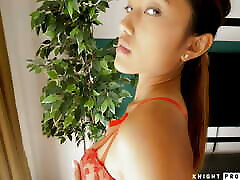 mai thai asiatische teen schlampe pov blowjob