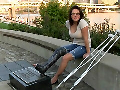Sexy milf Lola Lynn publics and teases you in her bed with her broken leg and full size hard cast. POV and JOI