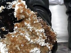stiefelessen! kuchen essen von sohlen pov, lady victoria valente