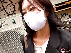 manami honjyo nimmt einen teilzeitjob als reifes av-model an