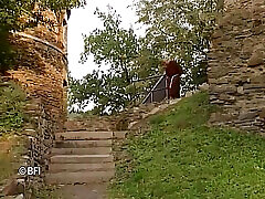 Behind gorgeous thao Abbey walls 4