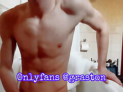 Young Twink Cums In Tub