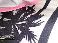 没有内裤。 nakahiga ang吃了walang内裤nabosohan。