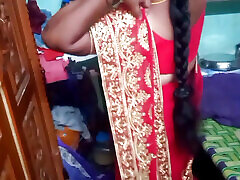 Desi beauty housewife sary changing in home