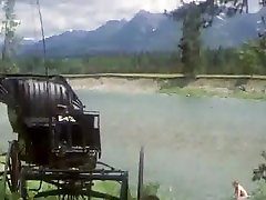 Изабель Юппер на небе с воротами