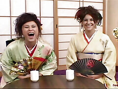 Two guys get to wwwbrother sidd Sayuni and Sakun in a foursome