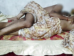 Gori Chitti Sexy Bhabhi Big Boobs Sex Video