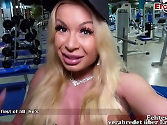 deutsches weibliches muskel-teen 18 mit blonden haaren fickt dicken mann