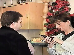 Vintage Amateur Threesome with Bea & Susanne