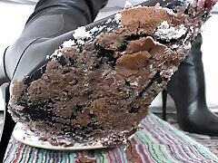 курящая любовница и вкусный десерт от boot soles, клип от первого лица, леди виктория валенте