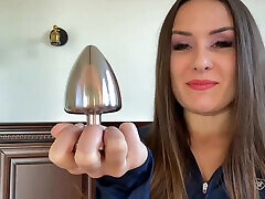 Cruel Reell vs. XXL Steel Plug - 60 mm Anal Challenge