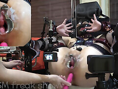 kinky slavedoll r vol.008 пылесосит киску...брызгает анальным дилдо...сок скапливается в чашке. полное видео в faphouse