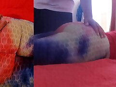 meine cruel bondeg sex bittet mich um eine massage an ihrem großen arsch und ich kann&039;t widerstehen