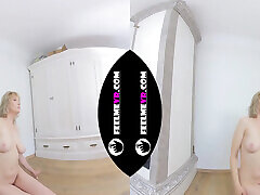 Limona with Big Boobs Shows Her Body in Casting VR 3D