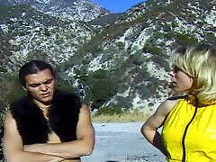 splendida ragazza della porta accanto gode di un grosso cazzo-episodio 8