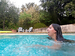 I fuck my ex-girlfriend in her new boyfriend&039;s pool