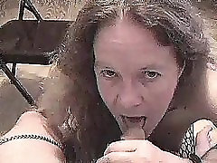 MATURE ENJOYS HER SPRING BREAK