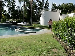 Kinky brunette sexpot lured dude by the tamazing ryana to be fucked properly