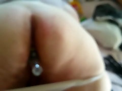 难搞瓶和鞭打的屁股