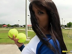 MonsterCurves - Home-run-hottie