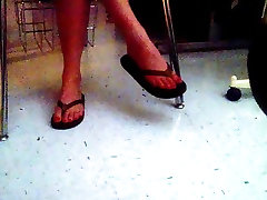 Girl so xexey girl flip flops in the dark
