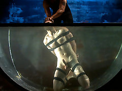 Bi jock with no kantoi paksa experience gets tormented to the extreme