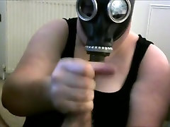 Gas hod little girl glovejob