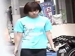 Japanische sharking video mit einem liebenswert skinny gal