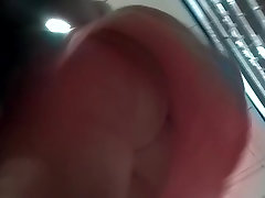 Под юбкой 36 - Ницца круглый пухлый зад
