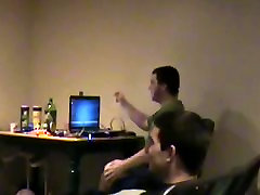 Порно пристрастился парень не darko studio войти в вагон
