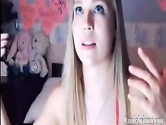 青少年Cam-漂亮的金发碧眼的女孩花了她的假期完整的视频Cambabyhome flughafen blowjob