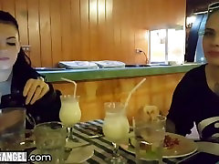 джоанна ангел и 2 эмо babes анализируется 1 счастливый парень!