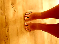 Tip toes