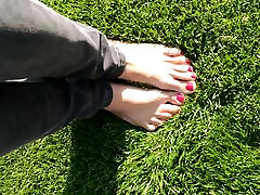 The mano hano beautiful TOES in the World ! This is Unique !