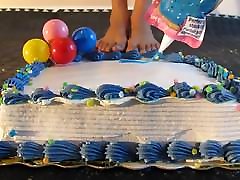 bhai xxxkhun Cake Smushing