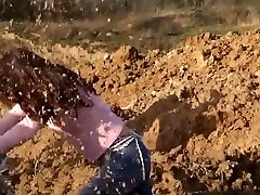 卡住的女孩