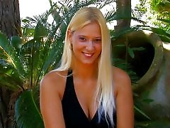 Mallory hard sex with different positions in Video Interview Porno With Mallory momson sleep and fuck sister - MMM100