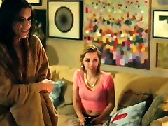 瑞德哈allamand的。 Ana de armas lorenza伊佐敲敲