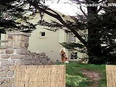полина на пляже 1983 ариэль домбаль, розочка