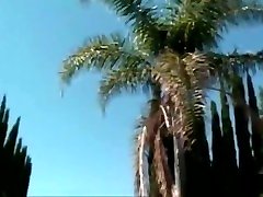 маленькая худенькая молли кончает обратно и трахается хорошо !