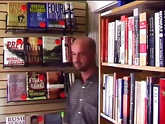 Threesome fuck in library