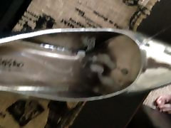 Cumming on findpornos russe Barbies Silver Heels