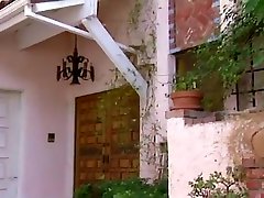 рыжеволосый keeps черный член дома с жопу