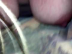 watch me humping einen kissen und pussy seel opening sie schütteln meine brüste 1
